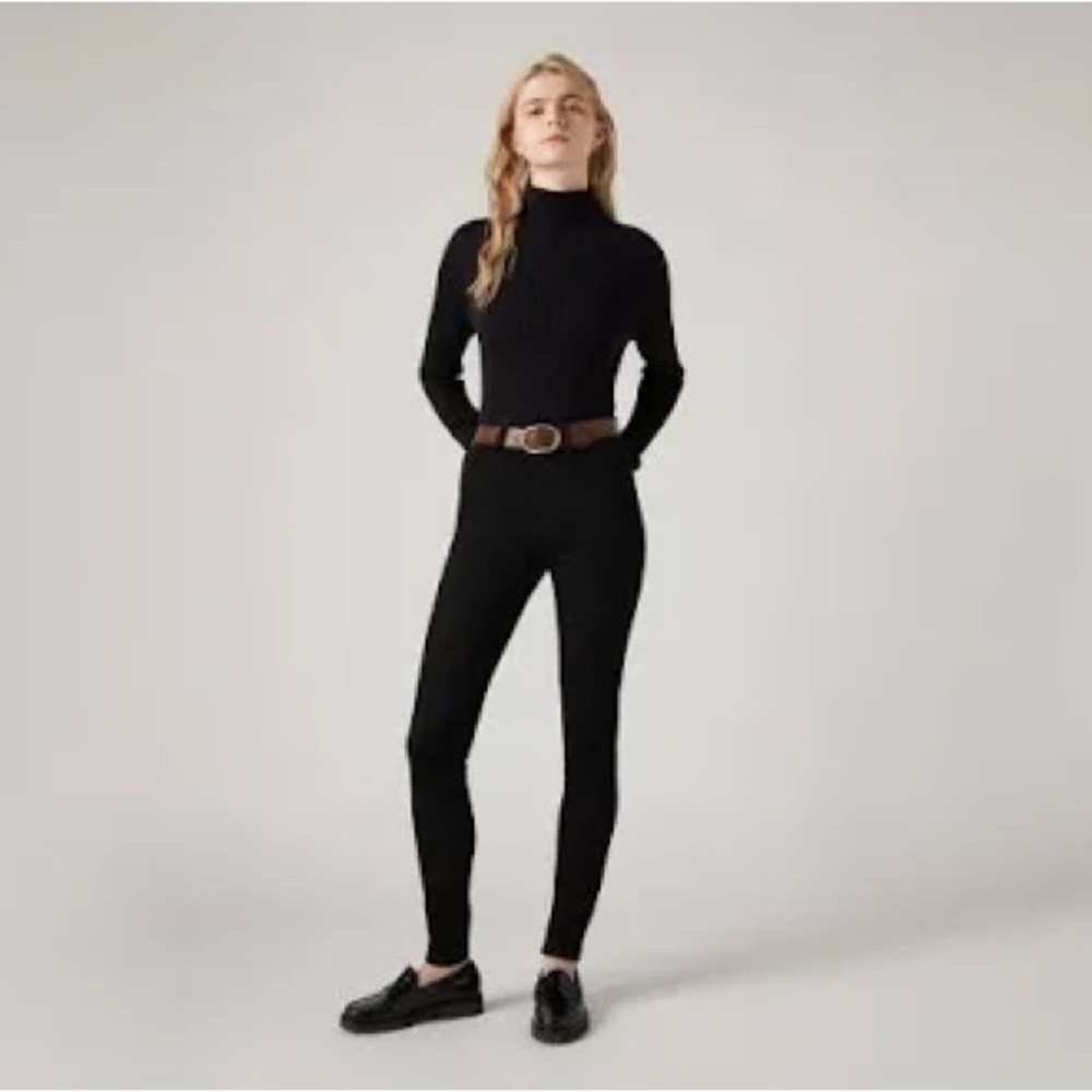 Levi black pants